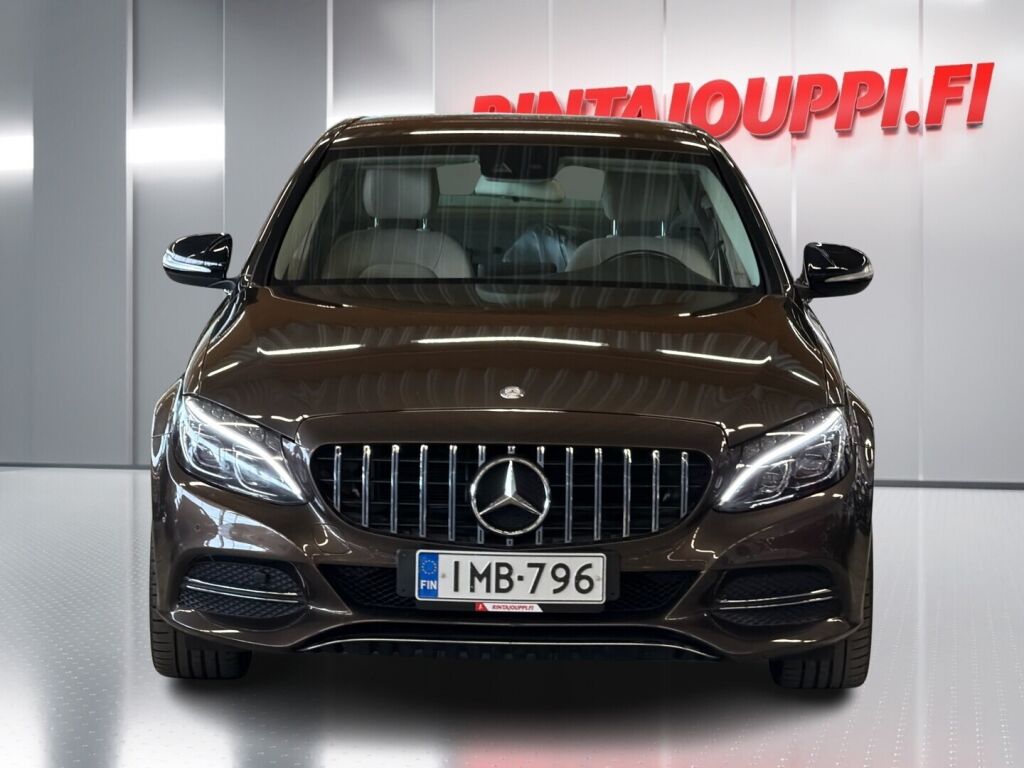 Mercedes-Benz C 2015 Ruskea (beige)