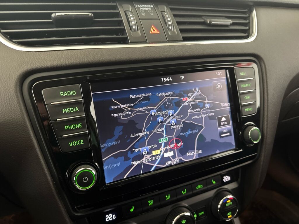 Skoda Octavia 2015 Musta