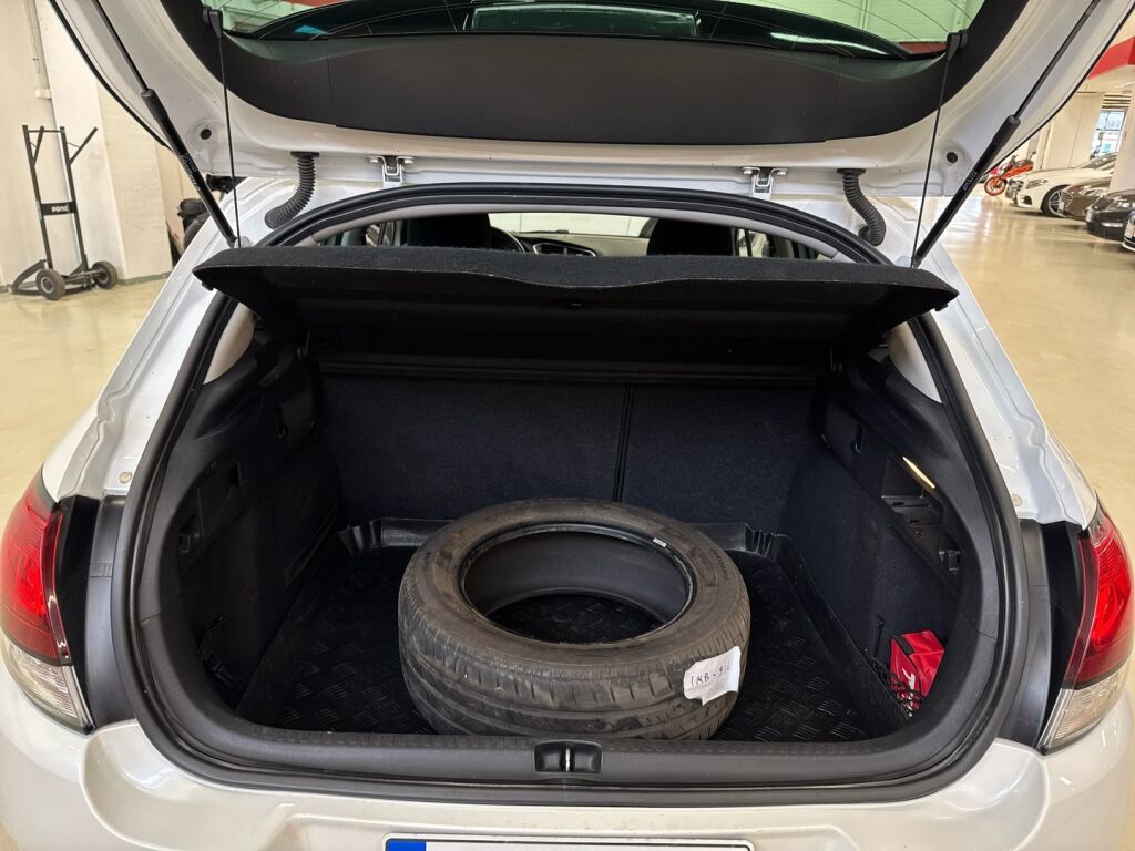 Citroen C4 2015 Valkoinen