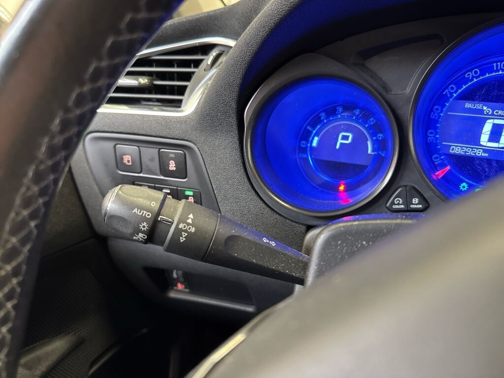 Citroen C4 2015 Valkoinen