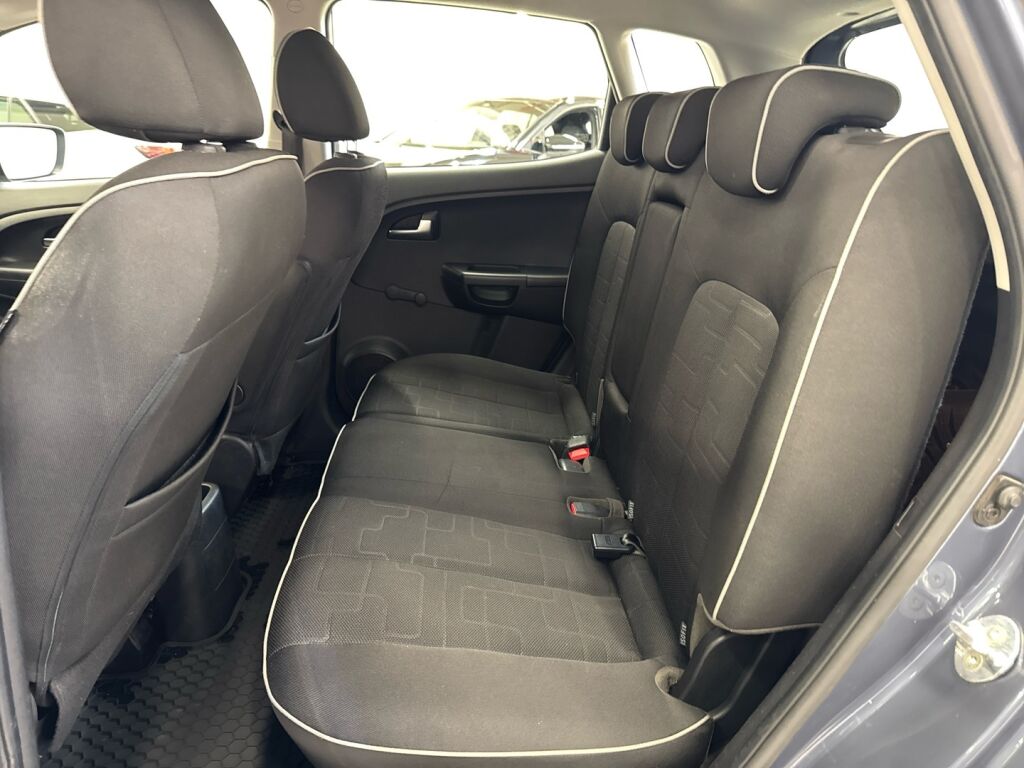 Kia Venga 2015 Sininen