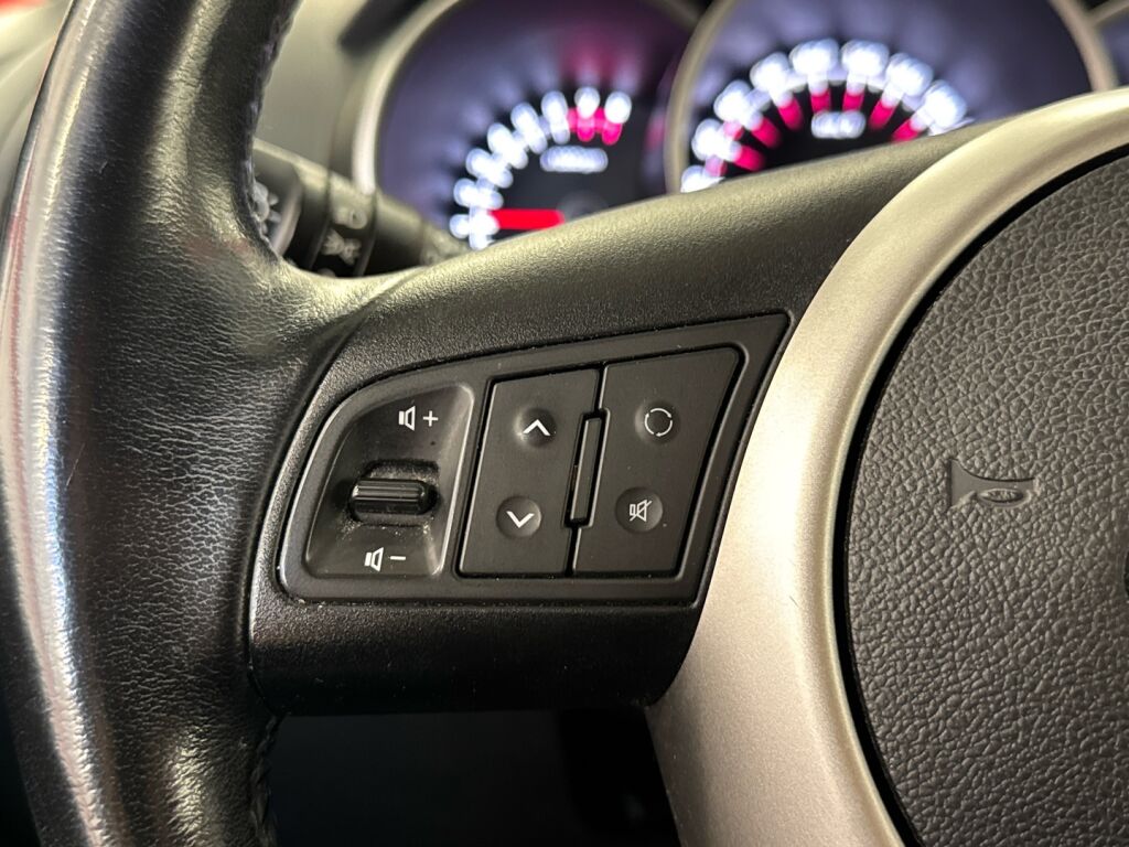 Kia Venga 2015 Sininen