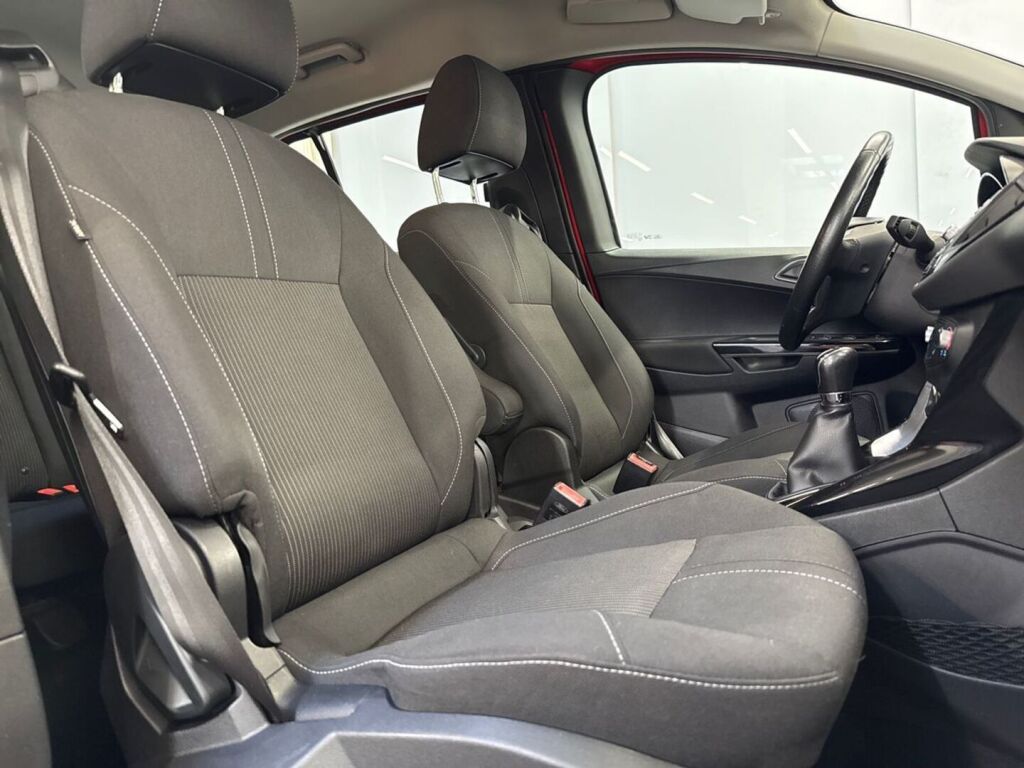 Ford B-Max 2015 Punainen