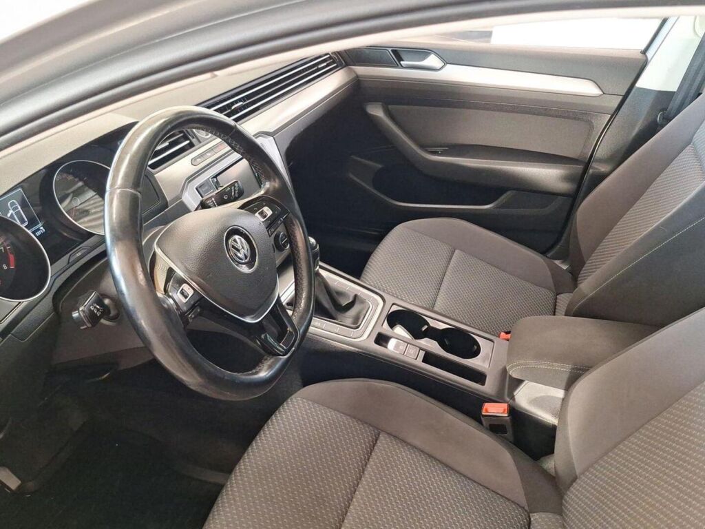 Volkswagen Passat 2015 Harmaa