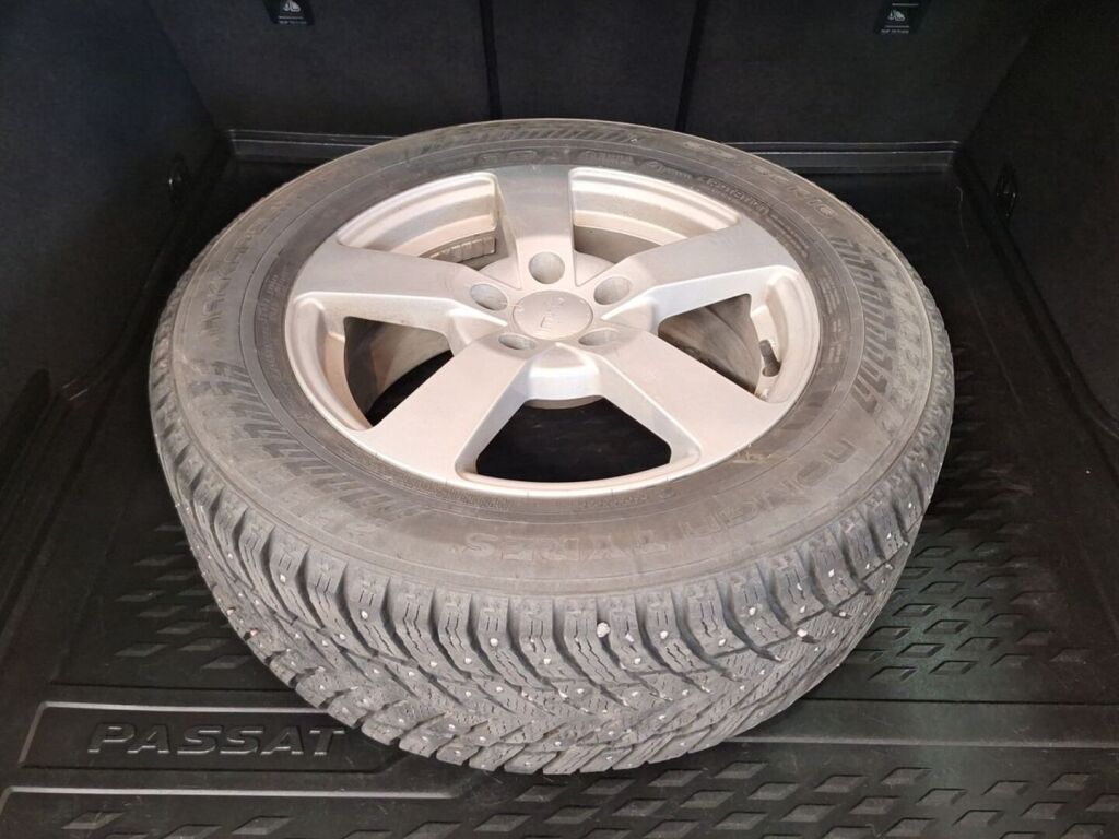 Volkswagen Passat 2015 Harmaa