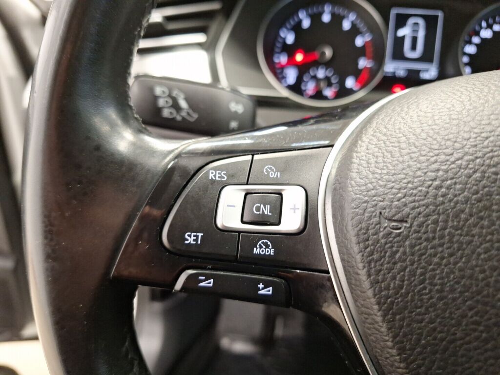 Volkswagen Passat 2015 Valkoinen