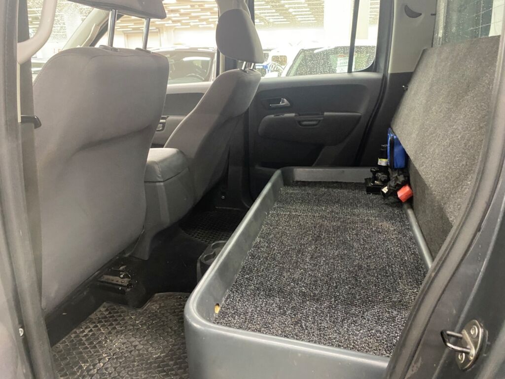 Volkswagen Amarok 2015 Harmaa