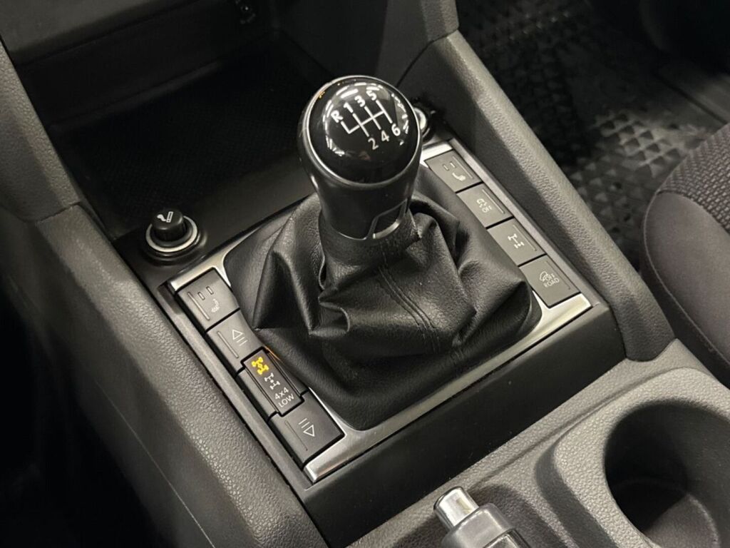 Volkswagen Amarok 2015 Harmaa