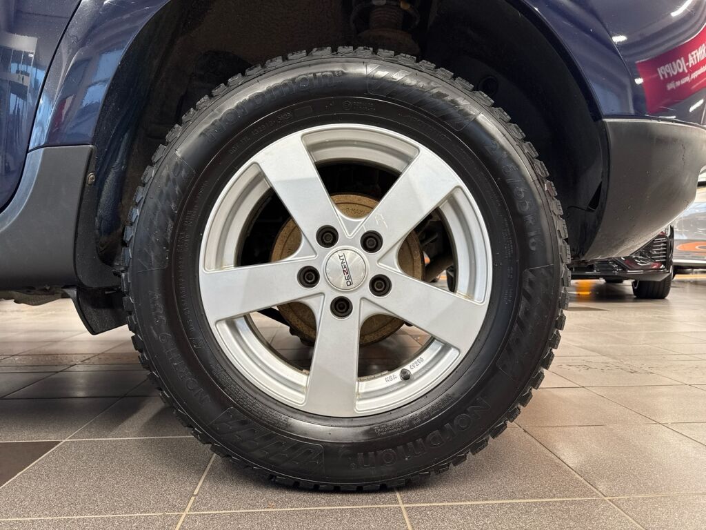 Dacia Duster 2015 Sininen