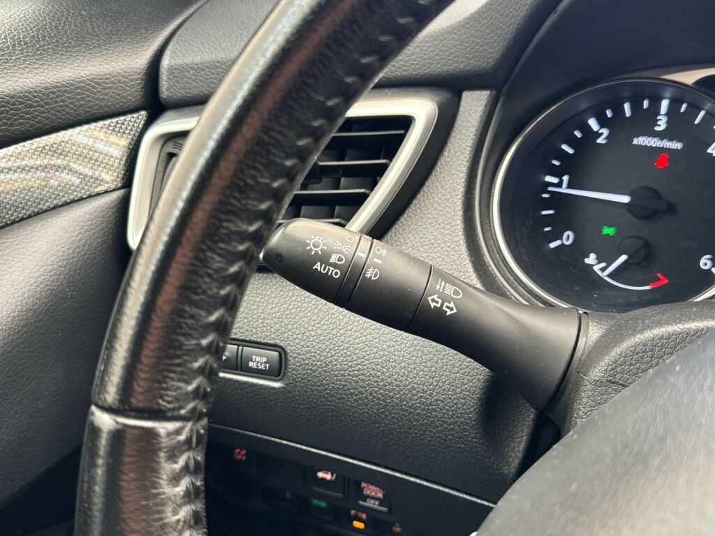 Nissan X-Trail 2016 Harmaa