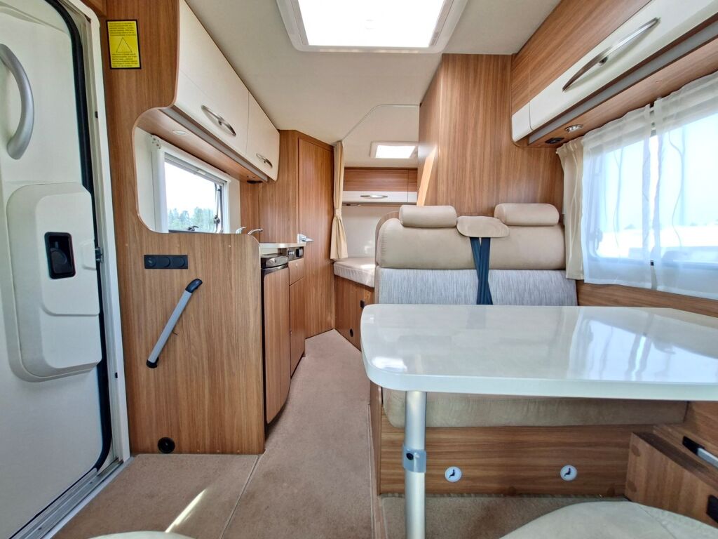 Carado T 135 2016 Valkoinen