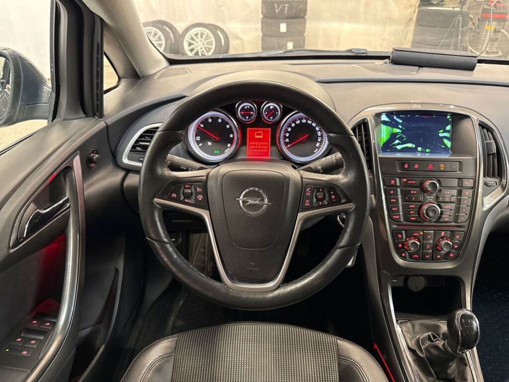 Opel Astra 2014 Harmaa