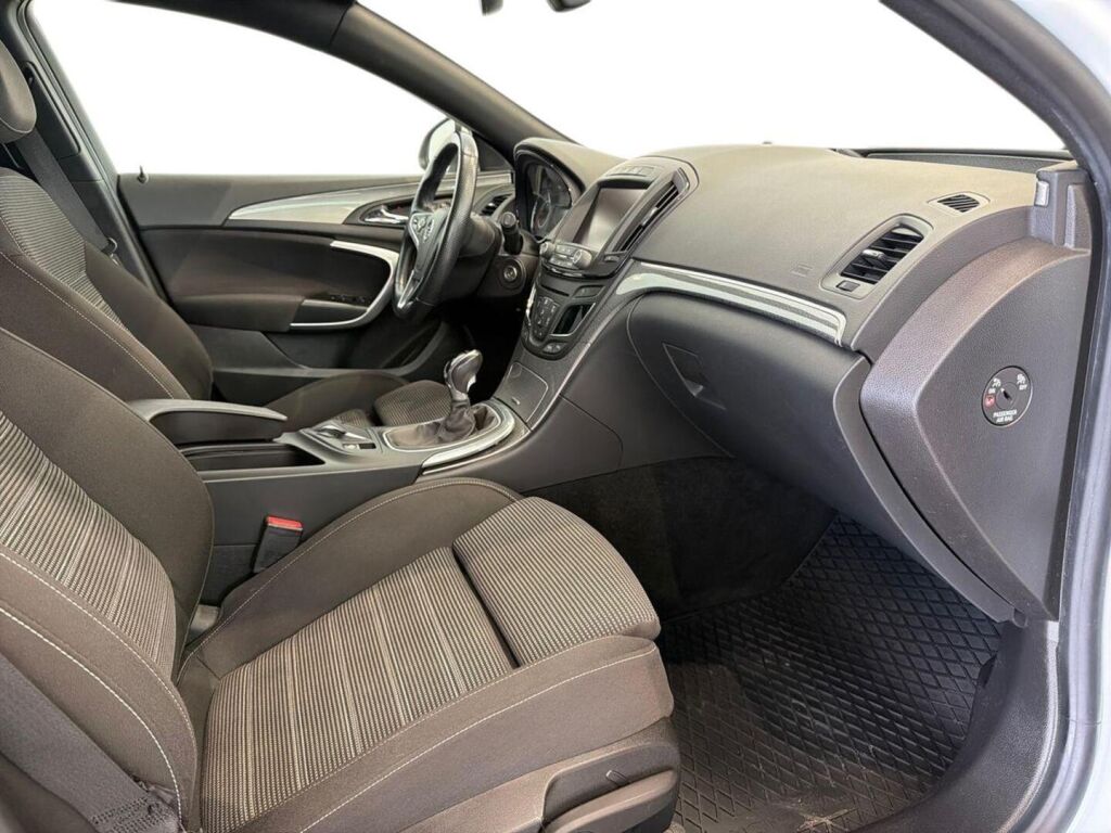 Opel Insignia 2014 Valkoinen