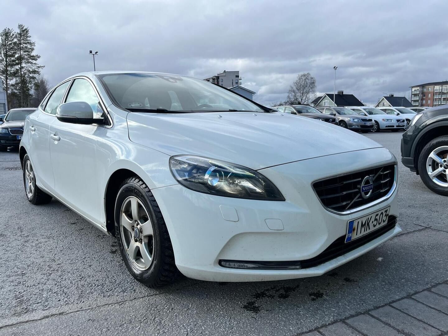Volvo V40