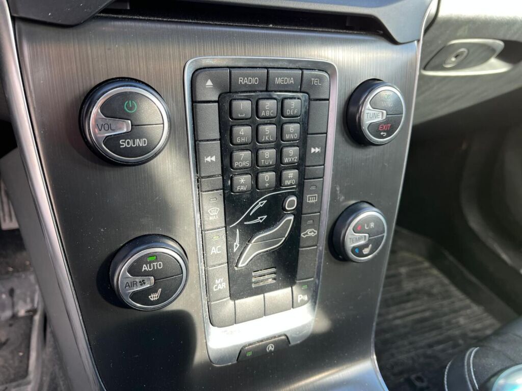 Volvo V40 2014 Valkoinen