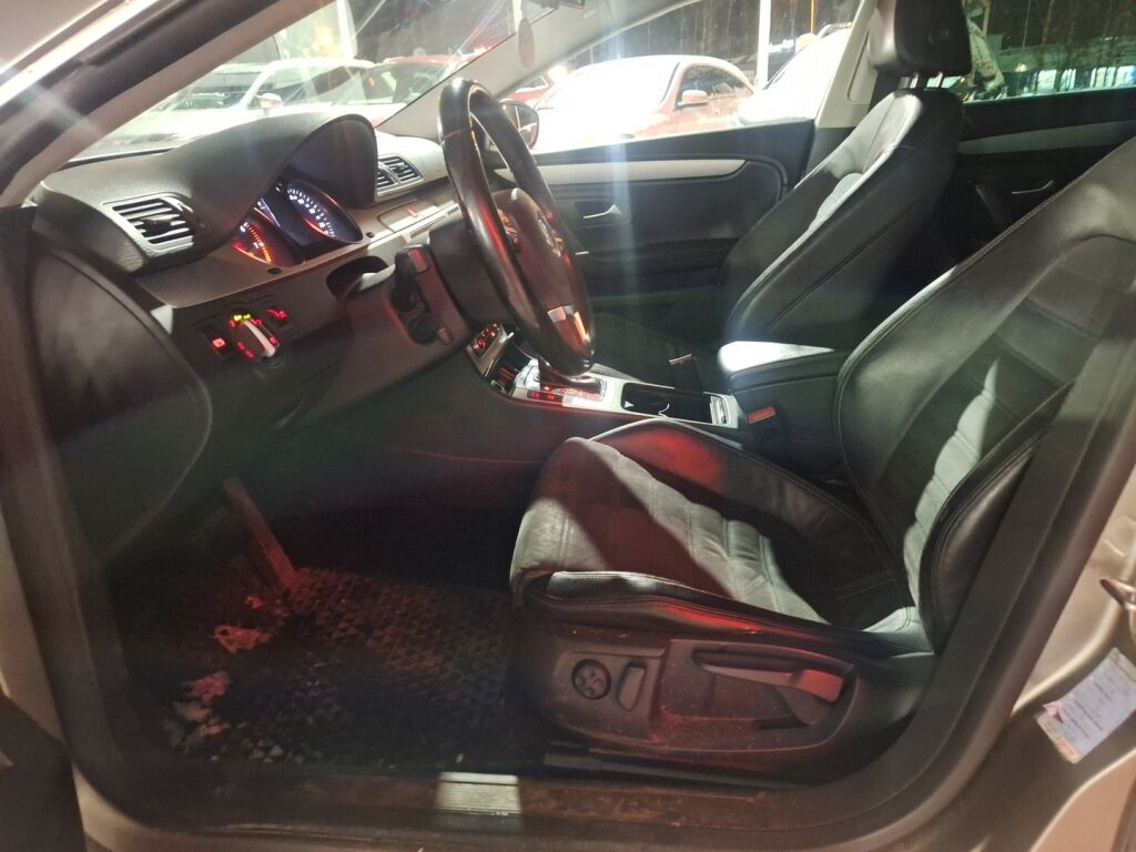 Volkswagen Passat CC 2009 Harmaa