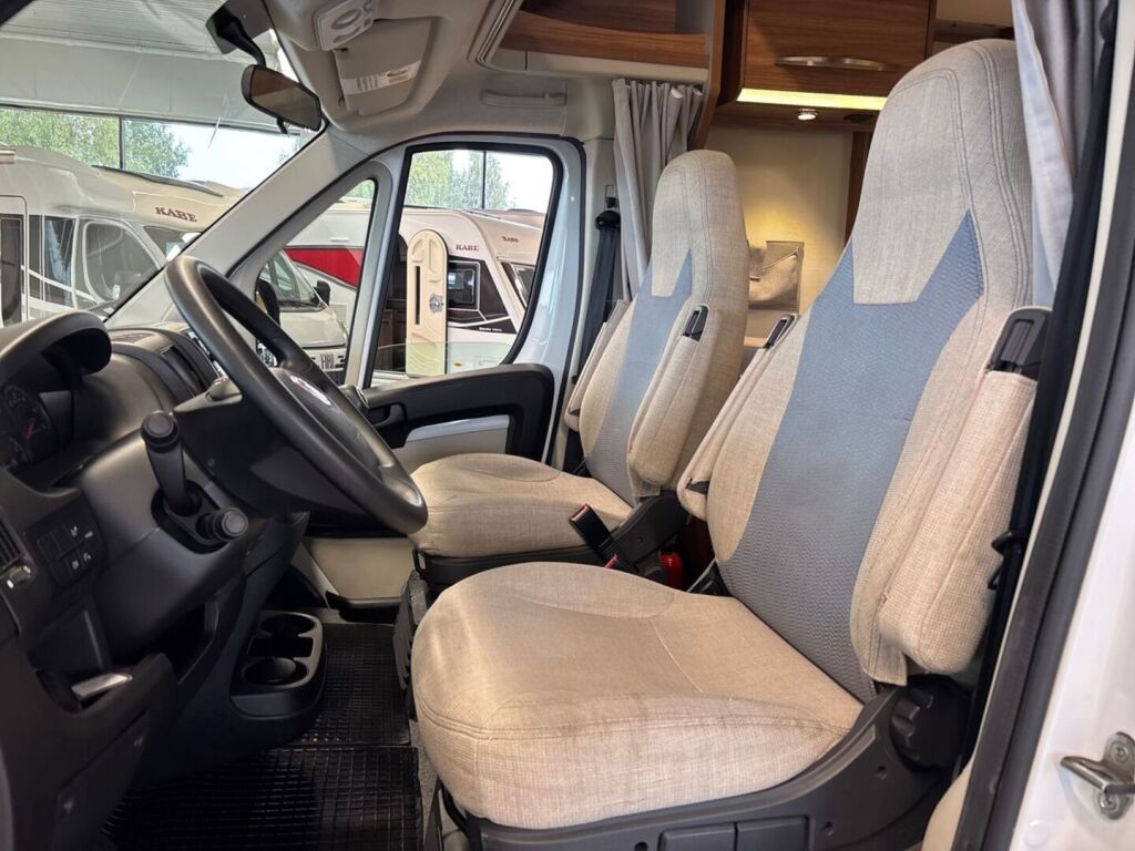 Carado T449 2015 Valkoinen