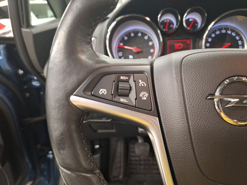 Opel Astra 2014 Sininen