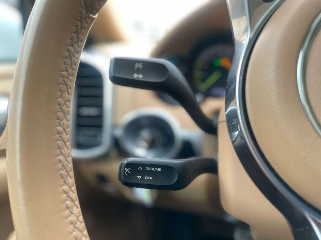 Porsche Cayenne 2016 Valkoinen