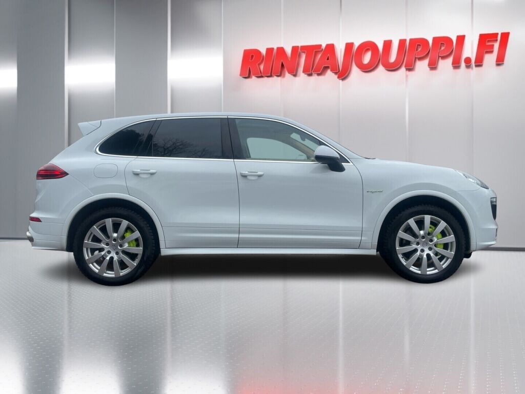 Porsche Cayenne 2016 Valkoinen