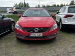 Volvo V60 2016 Punainen