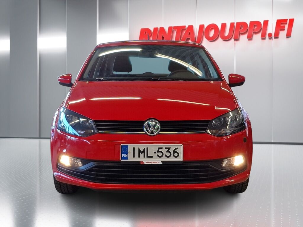 Volkswagen Polo 2016 Punainen