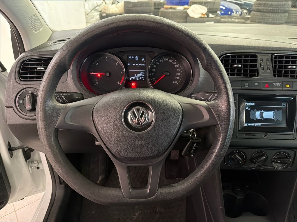 Volkswagen Polo 2016 Valkoinen