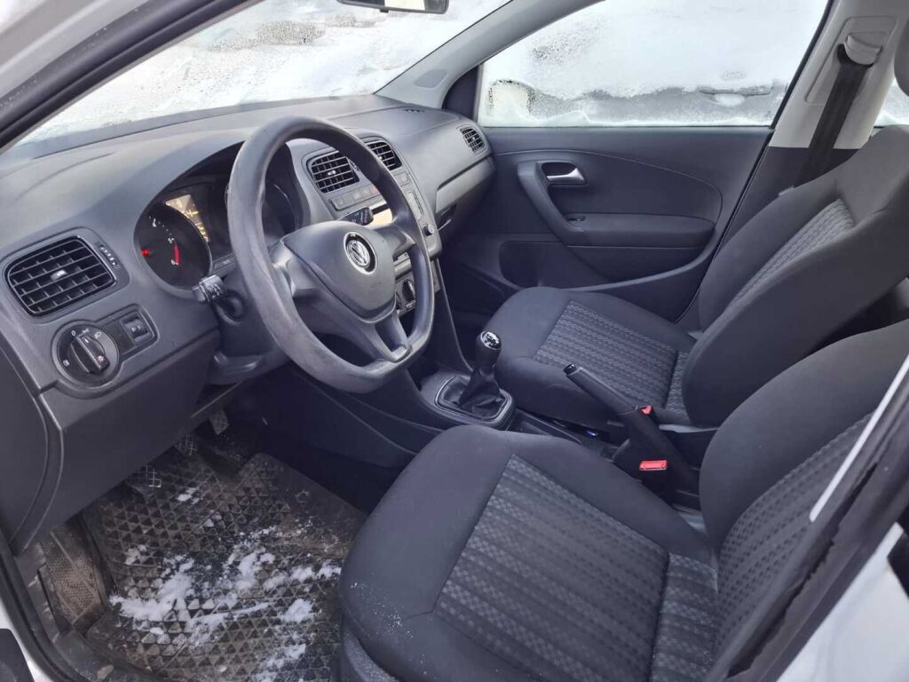 Volkswagen Polo 2016 Valkoinen