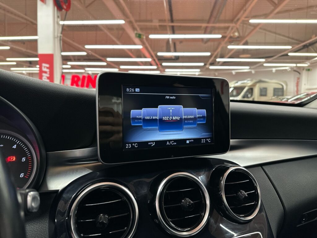 Mercedes-Benz C 2016 Valkoinen