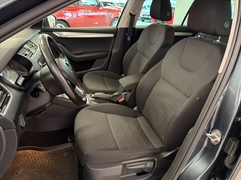 Skoda Octavia 2016 Harmaa