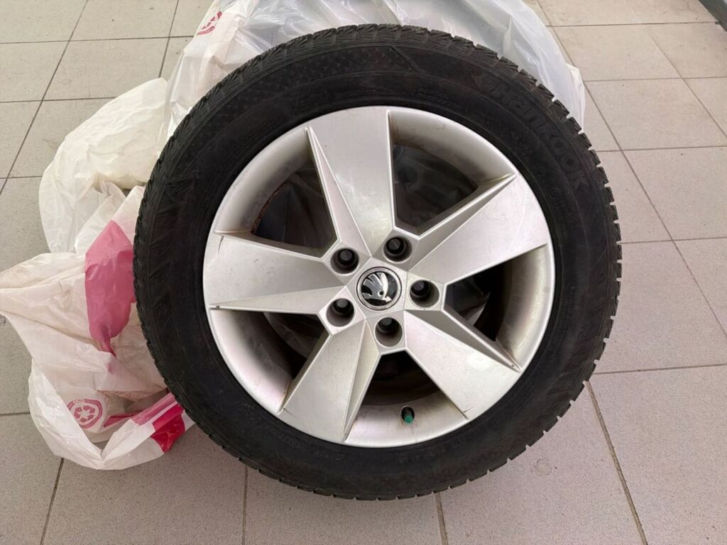 Skoda Octavia 2016 Harmaa