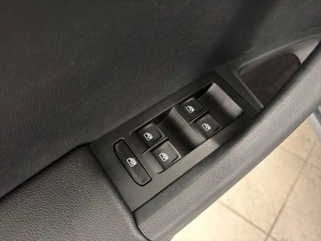 Skoda Octavia 2016 Harmaa