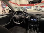 Skoda Superb 2016 Musta