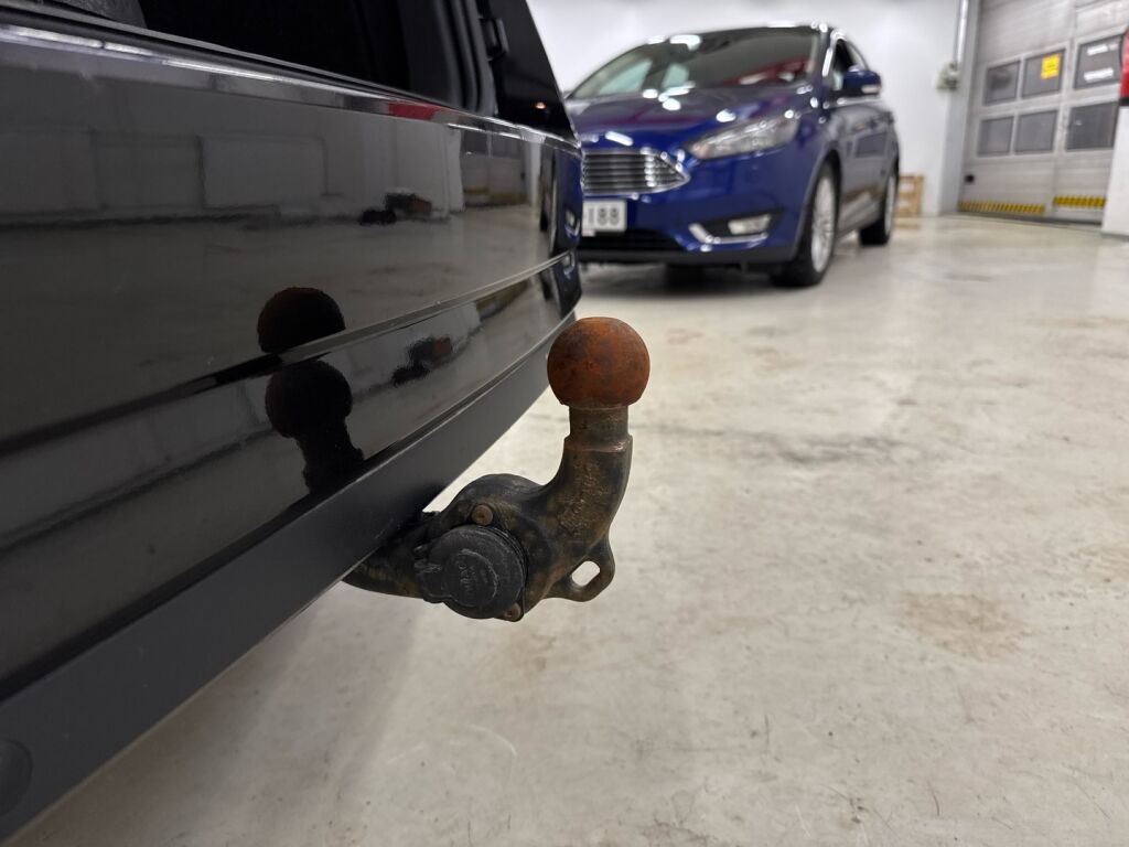 Skoda Superb 2016 Musta