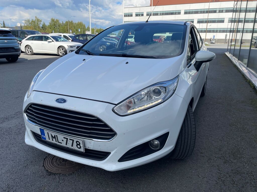 Ford Fiesta 2016 Valkoinen