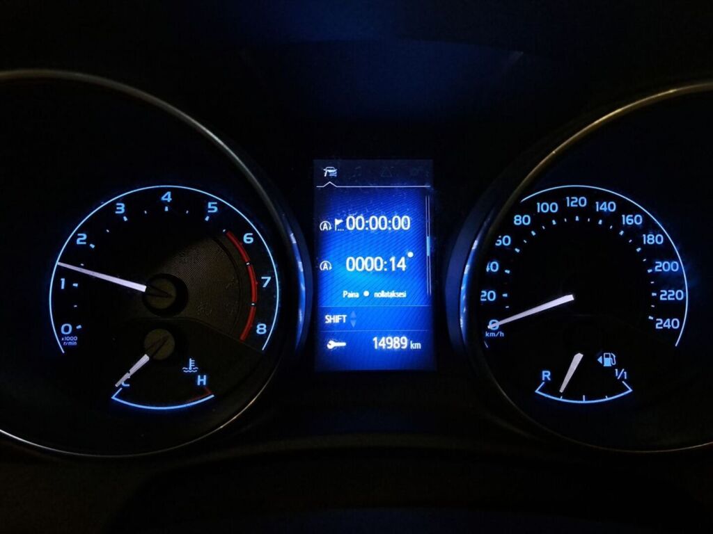 Toyota Auris 2016 Harmaa
