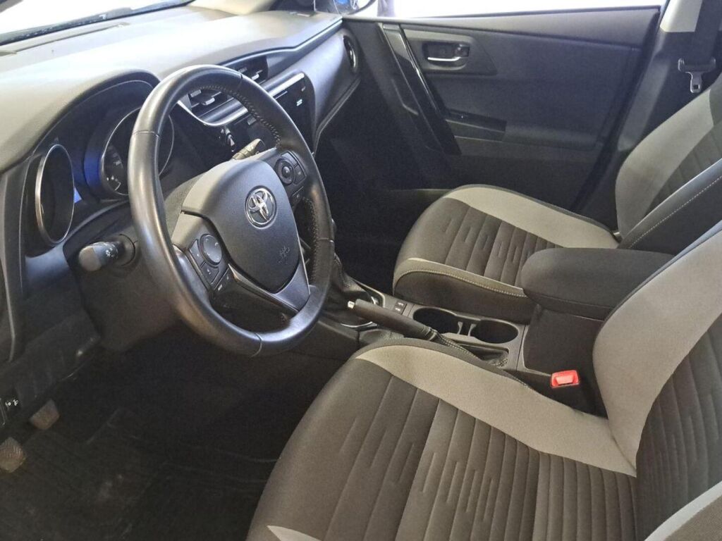 Toyota Auris 2016 Harmaa