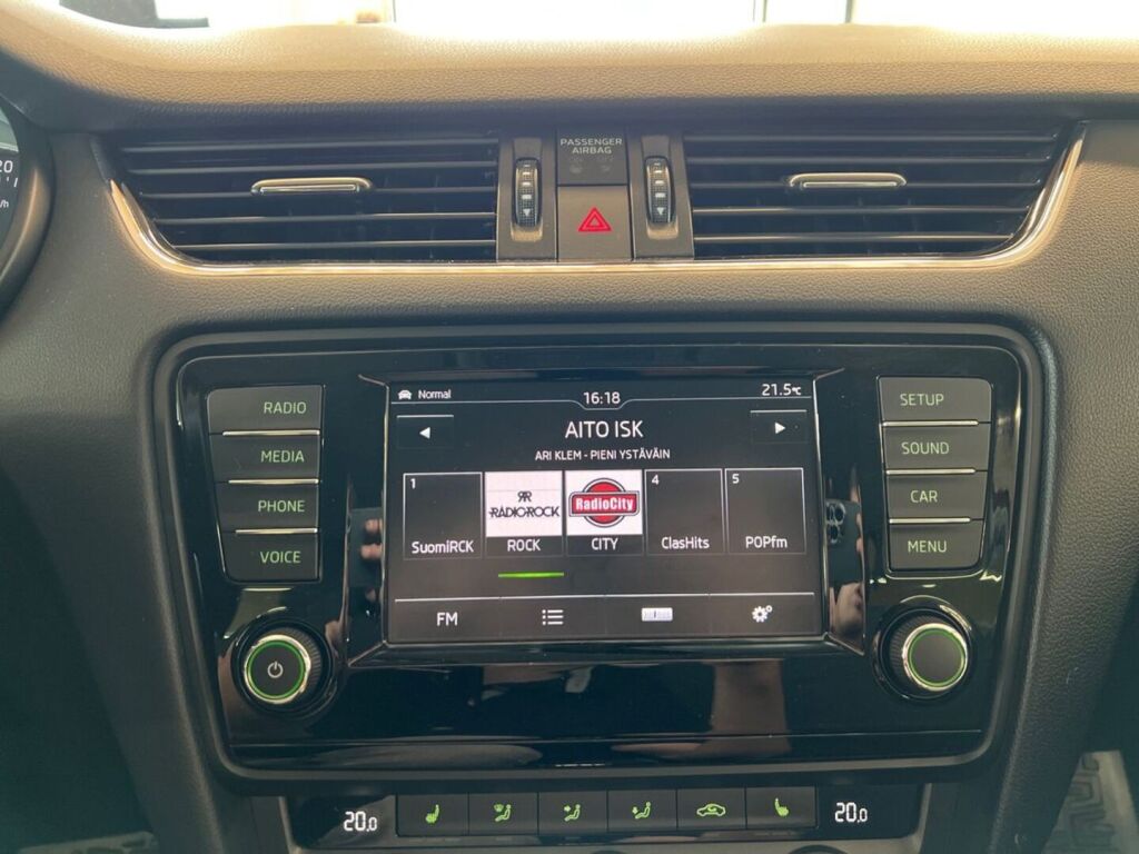 Skoda Octavia 2016 Punainen