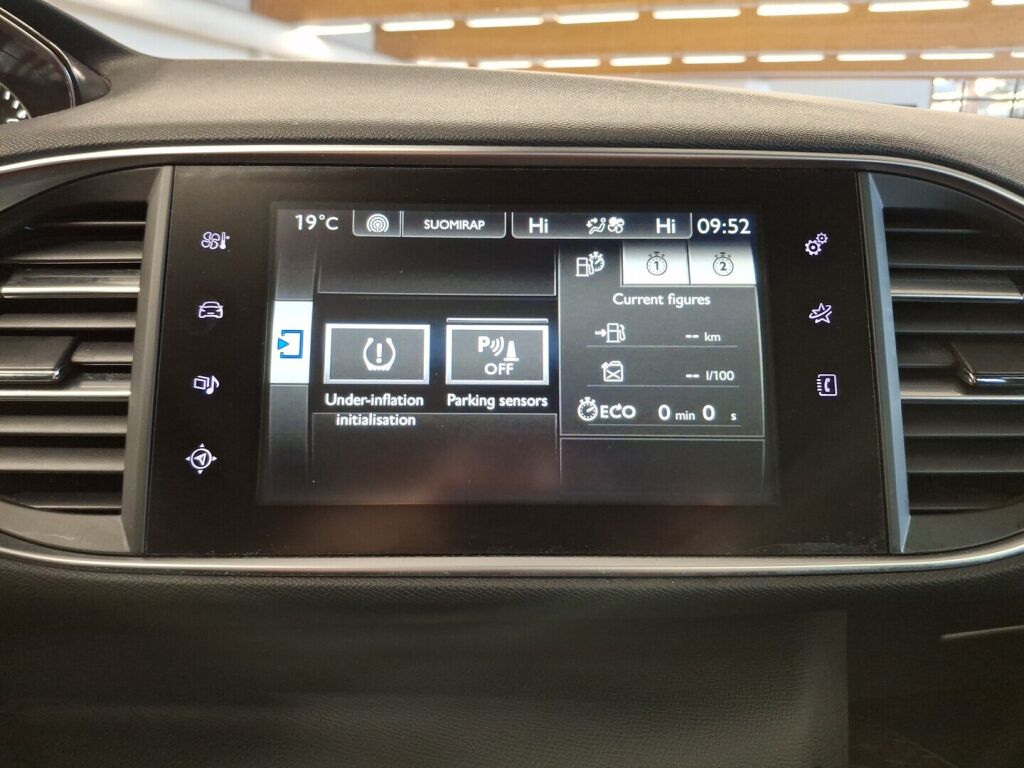 Peugeot 308 2016 Musta