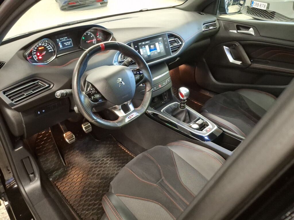 Peugeot 308 2016 Musta