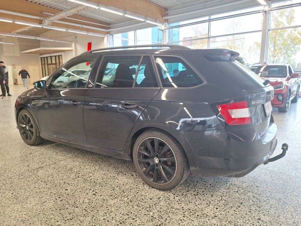 Skoda Fabia 2016 Musta
