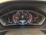 Volvo V40 2016 Punainen