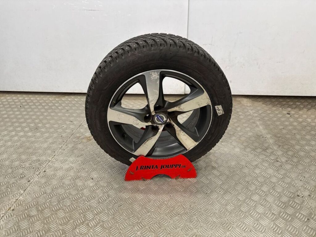 Volvo V40 2016 Punainen