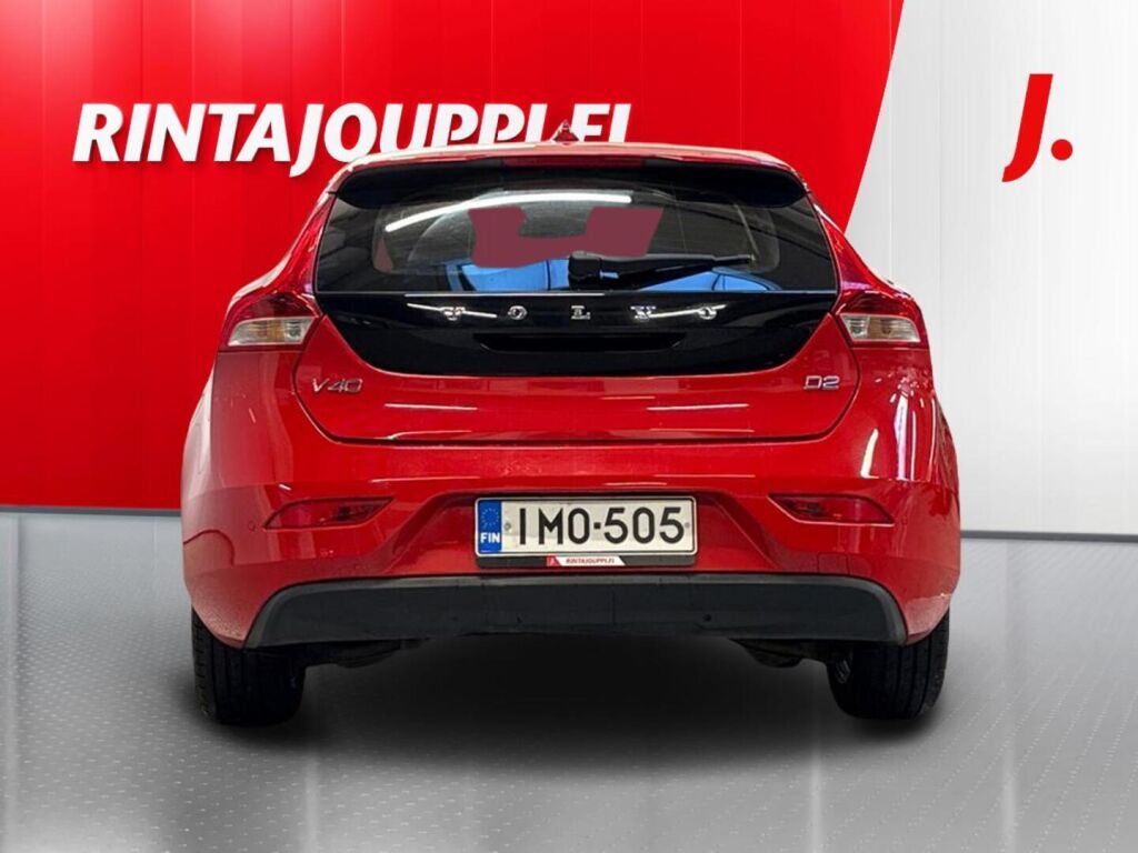 Volvo V40 2016 Punainen