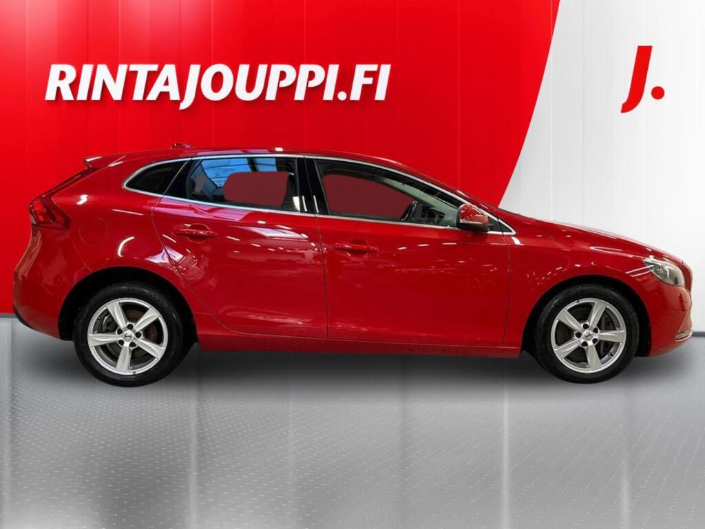 Volvo V40 2016 Punainen