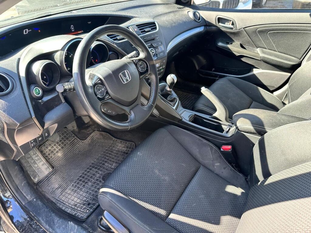 Honda Civic 2016 Musta