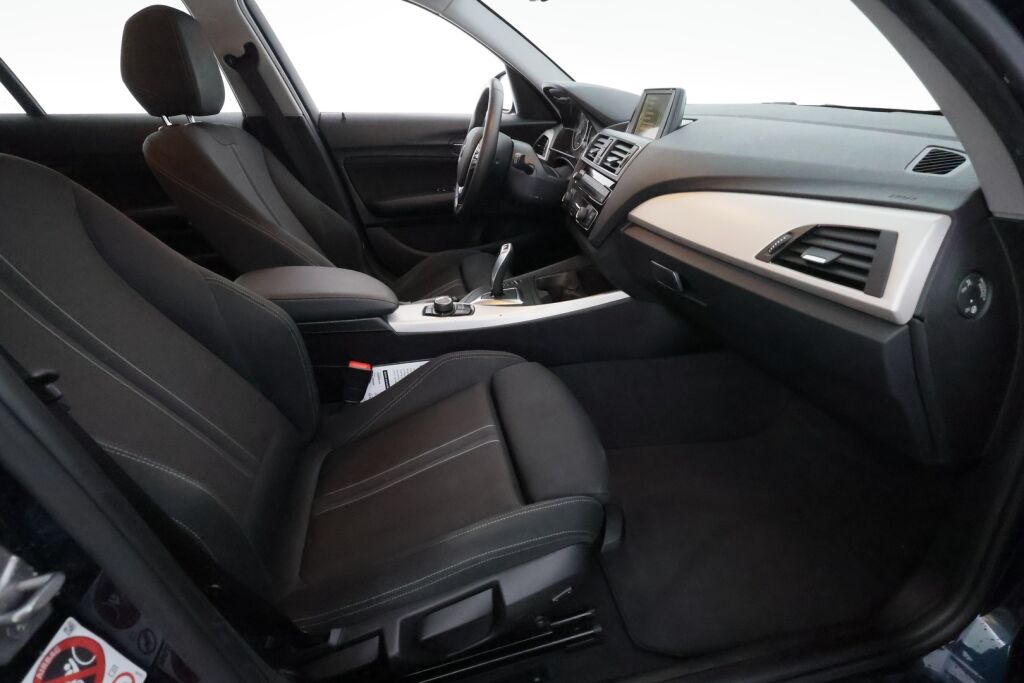 BMW 120 2016 Sininen
