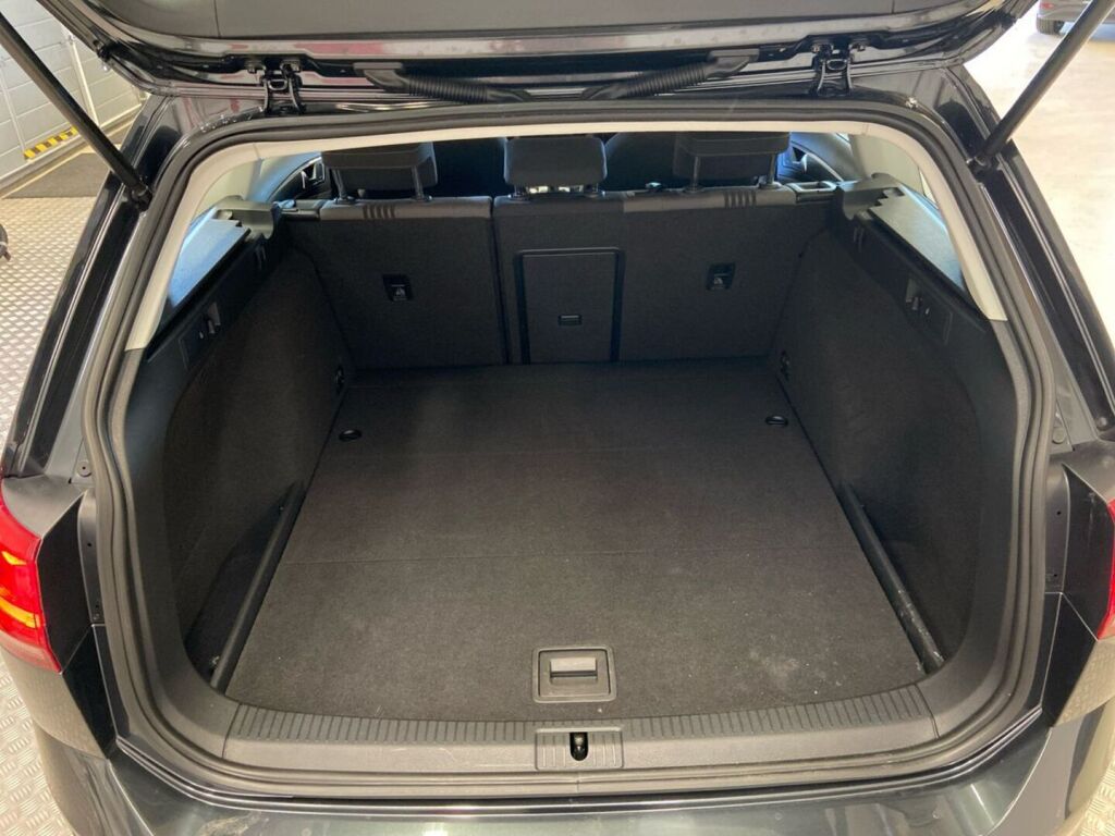 Volkswagen Golf 2016 Harmaa