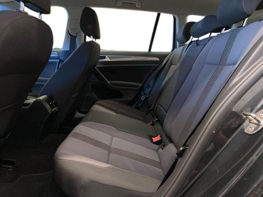 Volkswagen Golf 2016 Harmaa