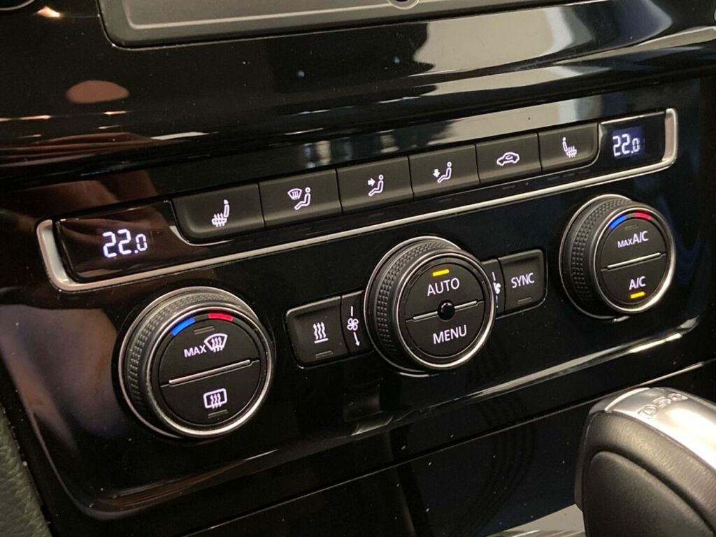 Volkswagen Golf 2016 Harmaa